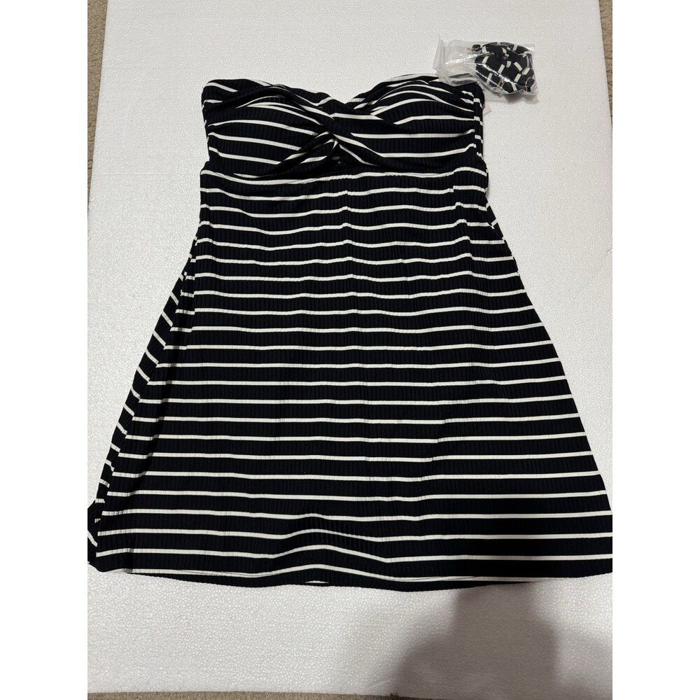 Lands’ End One Piece Swimsuit Size XS Strapless Or Straps NWT